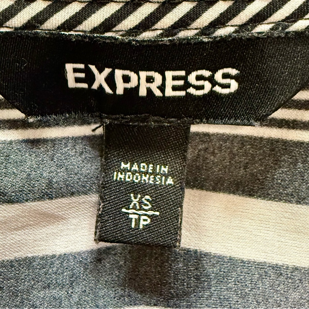 Express Striped Zip Front V-Neck Blouse Top Black White XS - Picture 6 of 11